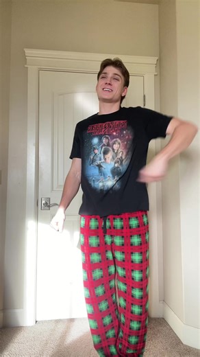 frankoceanluvr (@frankoceanluvr728)’s video of when your friends make u dance