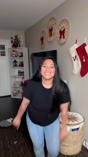 It's that time of year ; Can't wait to watch all of the Marshallese biits all over my timelines 💕 #marshallese #biit | Lana Low