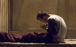 Breaking Bad Wasn’t Lying: You Can Totally Use a Paper Clip to Unlock a Pair of Handcuffs