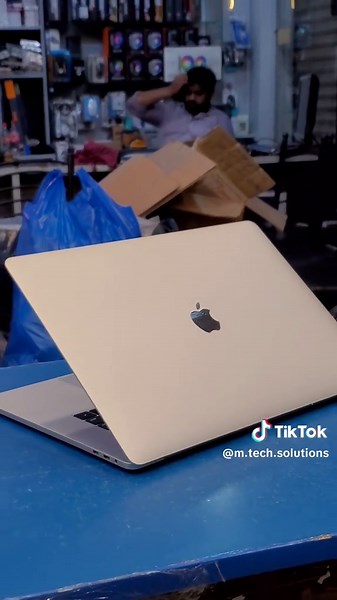 MacBook Pro 2019: Core i7, 16GB RAM, Best Condition