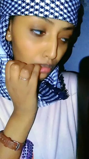 Nail Care Essentials: How to Use a Nail File Effectively