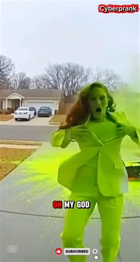 Here's how to catch rich girls😂💥🫟#prank #funny #sora #sora2 #shorts