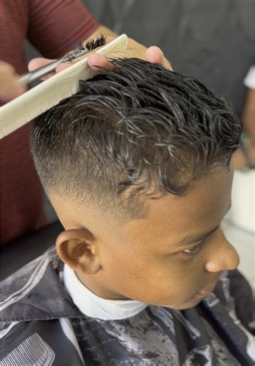 #asmr #asmrvideo #asmrbarber