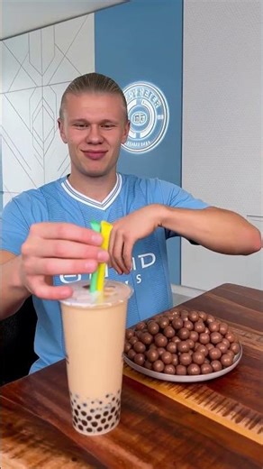 How to SEAL your Messi's BUBBLE TEA STRAW?😭❤️🧋#football #Haaland
