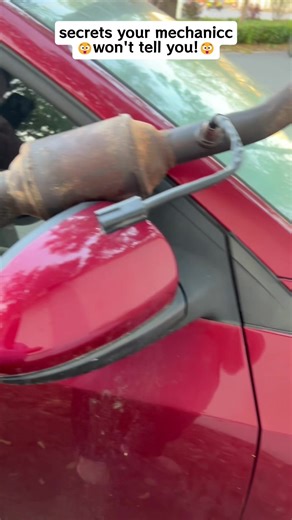 🚗⚙ Say goodbye to that annoying check engine light! This catalytic converter fault eliminator helps you clear the warning in seconds. 🔧 Perfect for mechanics and car enthusiasts—easy to install, high performance, and essential for worry-free driving. 🚀 Get yours now and fix the problem instantly! 🛒💨#TikTokShopBlackFriday #CarMods #AutoRepair #HighEfficiency#carmods