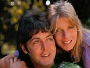 'YESTERDAY' (LIVE) - PAUL McCARTNEY