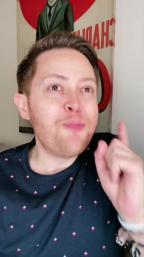 Patas vs Pies Comedy Parody with Yordi Rosado and Martha Higareda