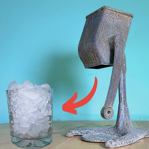 In this video I restore a vintage Ice Crusher from the 1950's! Do you prefer crushed ice or cubed ice? I hope you guys enjoy! Much Love, Dr Restoration | Dr Restoration