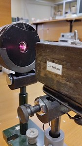 599K views · 107 reactions | Interference of light from a double prism #physics #physicsfun #physicsfacts #physicsclass #physicsteacher #physicist #scientist #Education #jurij0001 #YuriKovalenok #facebook #lesson #school #college #viseo #experiments #experimental #optic #optics #cern | jurij0001 | Facebook