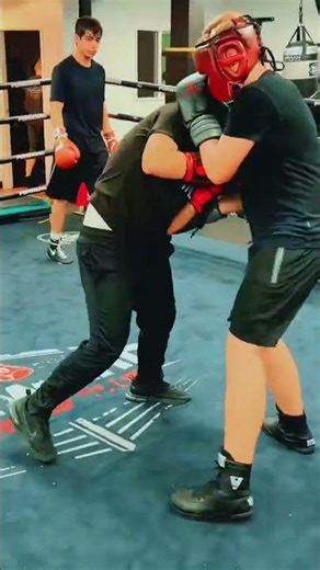Real work in the ring! 🔥 #boxingmotivation