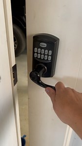 Watch Review of Kwikset SmartCode 955 Keypad Electronic Lever on Amazon Live