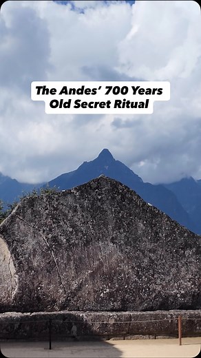 Share this with someone who’s obsessed with ancient rituals 🌿 I bet you’ve never seen an Inca coca leaf offering like this before! Follow @tripswithdipp for more from Peru’s hidden traditions 🇵🇪 Step into the Andean world where every journey begins with gratitude! An ancient ritual called k’intu, using three coca leaves. 🍃 Each leaf honors a different world: the underworld of wisdom, the life we live, and the heavens above. Before we left, our guide whispered a prayer to Pachamama (Mother Ea