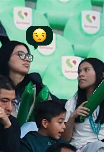 🎥 🟢 Nuestra cámara anda en todo. 😅 #ClubSantos #EstadioCorona | Santos FC