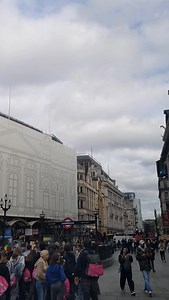 Piccadilly Circus and the Eros sculpture 💚 #london #exploremore #discoveryourcity #tourism #tattlab #walking #fblifestyle #travel #tourguide #exploreyourcity #discovermore #walkwithme #discoverlondon #explorelondon #walkingtour #walkingstories #england #newpost #igreels #instareels #reels #instalondon #historic #piccadilly #eros #piccadillycircus | Tales and Travels Through Londinium and Beyond