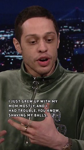 #PeteDavidson had trouble shaving his balls until he got a Manscaper 🤣 #FallonTonight