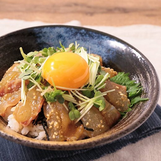 ごまたっぷり 鯛の漬け丼 作り方・レシピ | クラシル
