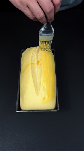 Lava Cheese Loaf Recipe: A Cheesy Baking Delight