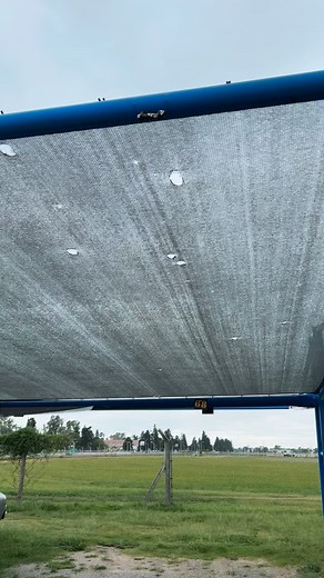 4.3K views · 577 reactions | La media sombra debe ser bien seleccionada para estos trabajos. Y el método de instalación se debe adaptar a la estructura de tal manera que el material trabaje uniforme. Saludos a toda la comunidad ❤️ | Cerroplast | Facebook