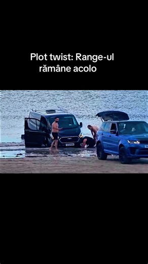 A plecat să salveze duba unui prieten și a ajuns să-și doneze Range Rover-ul de 120.000£ către Marea Nordului. 🌊🚙 Operațiunea „salvăm duba” s-a transformat rapid în „salvați Range-ul!”, dar era deja prea târziu. Pe plaja din Scarborough, mareea a câștigat fără drept de apel. 😅 Sursa: Facebook