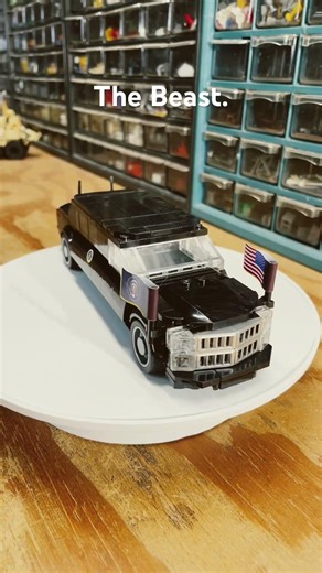 Lego presidential limo. The beast! ￼