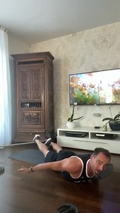 2.4K views · 37 reactions | Für alle, die letzten Donnerstag im Livestream via Instagram nicht dabei sein konnten kommt hier das Video zur CXWORX Love Class mit Marcus zum Nachschauen und Mitmachen.  | Les Mills | Facebook