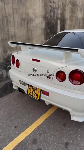 Skyline R34 GTR Showcased in Sri Lanka