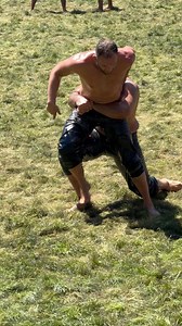 131K views · 698 reactions | Kutluhan Avşar - Abdülvasi Balta #Vezirköprü #kunduz #yağlıgüreş #büyükorta | Akdenizin Başpehlivanları | Facebook