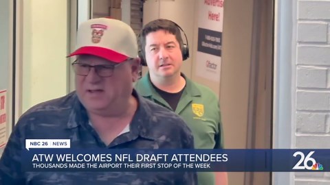 Appleton Airport welcomes thousands ahead of NFL Draft