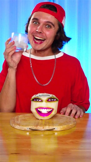 🥥🤣 這杯飲料話比我還多？！它居然會「說話」？結局笑到肚子痛！ #funnyvideo