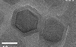 原位液体TEM观测Cd-CdCl2核壳结构纳米粒子的缺陷介导熟化过程
