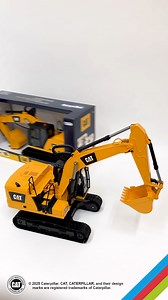 🚧 Ready for the next construction site? The Cat® excavator’s got some serious skills: ✅ 360° rotating upper structure ✅ Detachable bucket ✅ Fully functional excavator arm ✅ Opening engine hood ✅ Genuine chain tracks … turning every sandbox session into a real adventure! 🏗️✨ 💙❤️💚 #BruderSpielwaren #Brudertoys #JustLikeTheRealThing #toys #CAT #Caterpillar | Bruder Toys