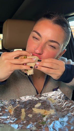 When Taco Tuesday hits and the content eats too 🔥 Big love to Serina Amadee.eatss for the Colorado Springs visit. #fuzzystacoshop #tacotuesday #tacos #asmr #asmrsounds #mukbang #mukbangasmr #ColoradoSprings | Fuzzy's Taco Shop