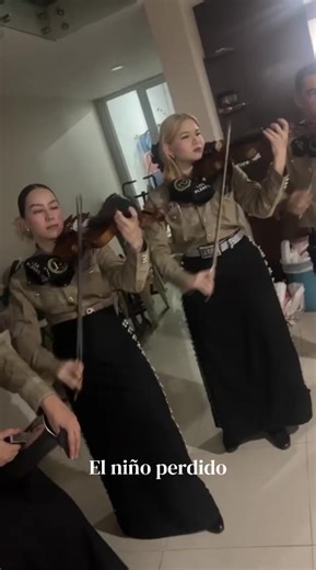 El Niño Perdido: Show de Mariachi en Culiacán