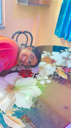 সুমিদের ডাইনিং টেবিলে কেন শুয়ে পড়লাম😜😳#shortvideo 🥰#replyvideo 😍❣️