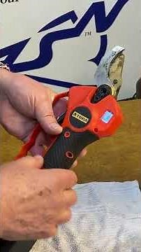 HOW TO START TO USE T TOVIA ELECTRIC PRUNER GPS51