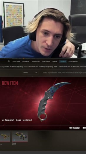xQc Gets a BLUE GEM Karambit in Trade Up 😱 (CS2)