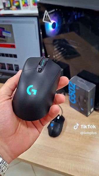 لمحبي الماوسات اللاسلكية 🖱 LOGITECH G703 LIGHTSPEED 💙 متوفرة عند ليسيبي بلوس بأفضل سعر 😱 🎁💰و بكميات محدودة ⏳️ ما تفوّتش فرصتك! 🛒 للطلب زوروا منصتنا الإلكترونية 👇 www.licbplus.com #gaming #gamingmouse #gamingdz #اكسبلور