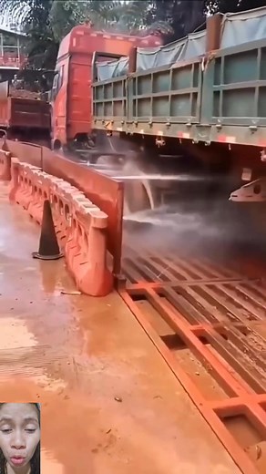 569K views · 1.2K reactions | Truck wheel washing system #followerseveryone #reactionreels #machine #reaction #reactionvideo #technology #HeavyEquipment #skills #trucks #washing | Marchijoy Lopez Camacho | Facebook
