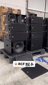 💥 RCF #2⚡️🔊In stock and selling for a customer ✅ RCF powered line array: 12x HDL 6-A 4x HDL 12-AS mounting 😎 All info & price our websites Kinxsound and Kinxsound Connect 👑🔊 . . #rcf @rcf_audio @rcfusa @rcf_turkiye @rcf_audio_aust #kinxsound #kinxsound👑🔊 #proaudio #veranstaltung #veranstaltungstechnik #sonorisation #soundengineer #livesoundengineer #soundsystem #speaker #subwoofer #lautsprecher #enceintes #enceinte #bass #soundquality #soundman #sonidoprofesional #sonidoenvivo #bassreflex