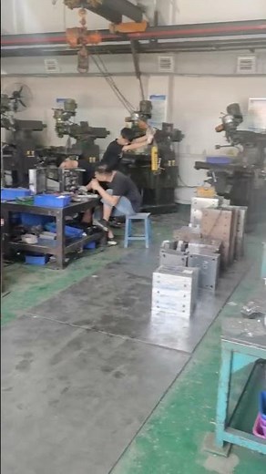 PVCフィギュア生産工場ーーー金型現場
