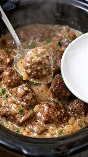 Ultimate Crock Pot Beef Stew 4 Ingredients, Family Friendly Comfort Meal #food #foodreels #foodie