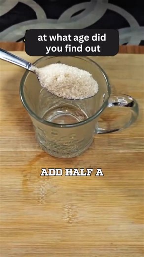 🔥 Struggling with burning sensation, frequent urges, or discomfort during urination? These may be signs of a UTI. Millions face this—and some turn to natural remedies for relief. 🍋 Quick DIY Drink (for relief, not a cure): ½ tsp sugar ½ tsp salt Juice of ½ lemon 1 cup clean water Mix & sip slowly. ✅ Helps with hydration, soothing, and flushing the tract. ⚠️ always consult your doctor before trying any new remedy, especially if symptoms persist. 💬 Comment YES for more natural remedies. 🔄 Save