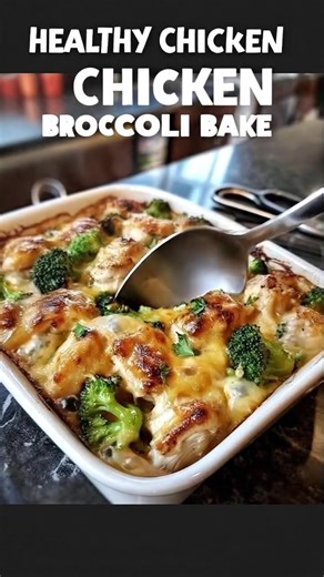 HEALTHY CHICKEN BROCCOLI BAKE Creamy, cheesy comfort food — made light and nutritious without heavy cream or flour Recipe in Comment Below... | Weight Watchers Recipes