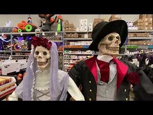 Animated Life-Size Skeleton Married Couple - Gemmy Halloween 2020
