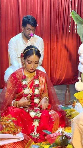 ✨ Pretty in Bengali traditions ✨ #bengalibride #bride