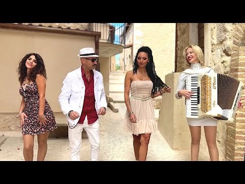 CALABRISELLA - canzone popolare Calabrese - Valzer Cover fisarmonica By Noemi Gigante