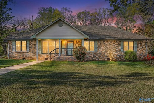 1209-Griffin-Road-NW-Hartselle-AL-35640-430306334