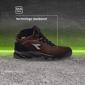 Version haute S3 WR en cuir Perwanger avec membrane imperméable DIATEX pour les nouvelles Alp II High S3 SRC WR : c’est la chaussure idéale pour le maximum de sécurité quand on travaille à l’extérieur. Découvrez tous les détails, maintenant dans les magasins et sur diadora.com ► bit.ly/AlpIIHigh_fr #UtilityPeople | Diadora Utility