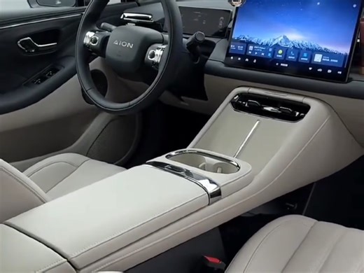 AION RT A 独有激光雷达高阶智驾直线掉头、自动避障、匝道不错过全场景覆盖99%，让你放心放手开越级软包大空间，#A 王者登场_AION_RT预售