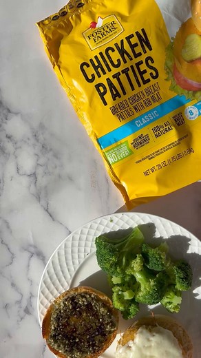 Foster Farms Chicken Breast Patties make dinner easy in less than 20 minutes! These crowd-pleaser patties are fully cooked, air fryer ready, made with 100% all-natural chicken and no antibiotics ever. Buy Foster Farms Chicken Patties today at @Walmart and try this simple and delicious pesto mozzarella chicken sandwich by @thefarmstyle. | Foster Farms